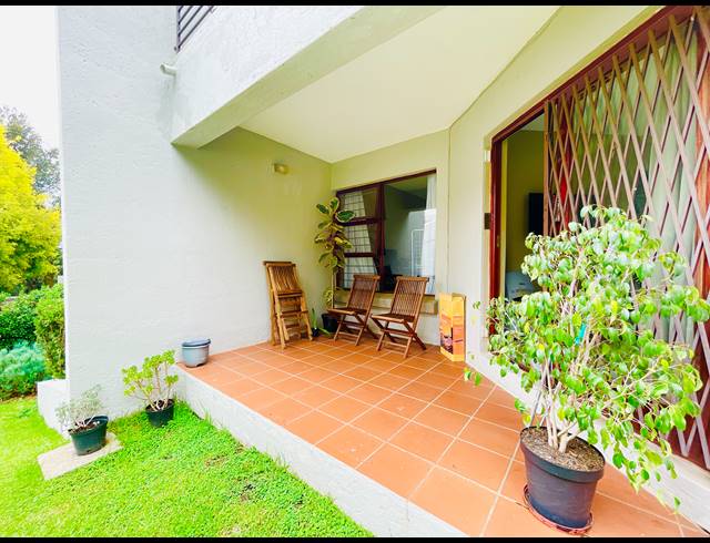 1 BEDROOM APARTMENT FOR SALE IN PAULSHOF